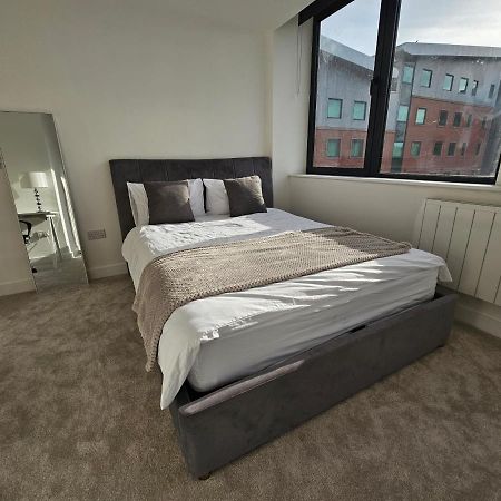 Brand New Trafford Apartment Manchester Exteriér fotografie