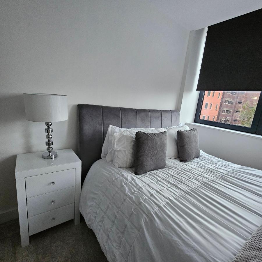 Brand New Trafford Apartment Manchester Exteriér fotografie